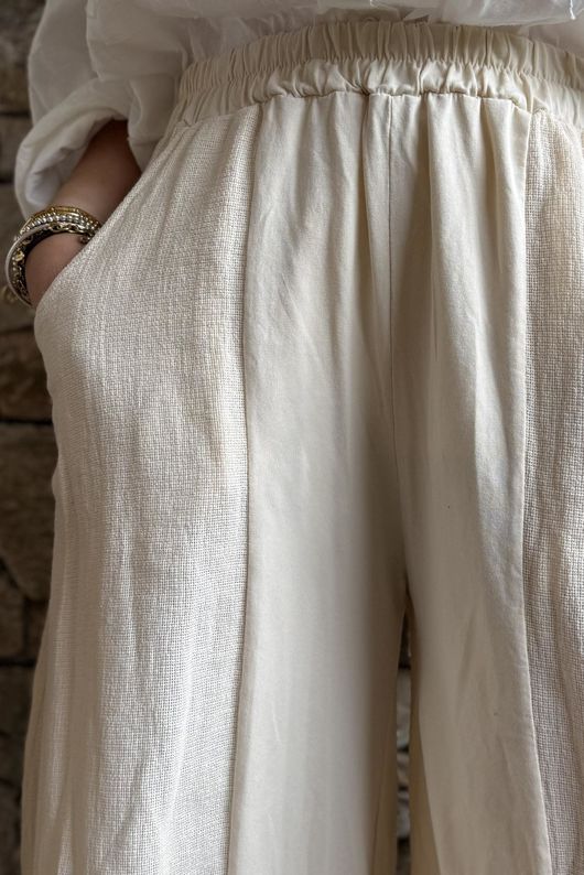 Jo Jo Quirky Hopsack Crop Pant Panna Cotta